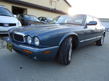 1999 Jaguar XJ XJ8   - Photo 11 - Cincinnati, OH 45255