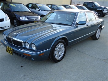 1999 Jaguar XJ XJ8   - Photo 3 - Cincinnati, OH 45255