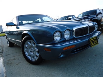 1999 Jaguar XJ XJ8   - Photo 10 - Cincinnati, OH 45255