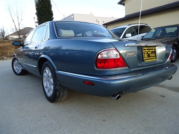 1999 Jaguar XJ XJ8   - Photo 12 - Cincinnati, OH 45255