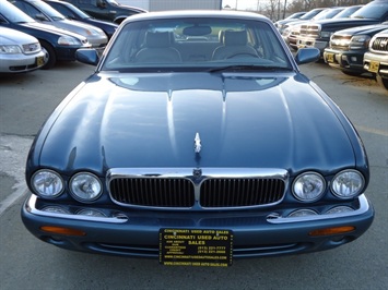 1999 Jaguar XJ XJ8   - Photo 2 - Cincinnati, OH 45255