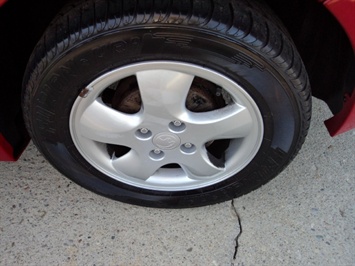 2001 Mercury Cougar   - Photo 26 - Cincinnati, OH 45255