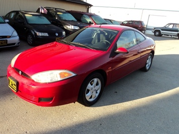 2001 Mercury Cougar   - Photo 3 - Cincinnati, OH 45255