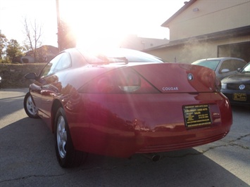 2001 Mercury Cougar   - Photo 13 - Cincinnati, OH 45255