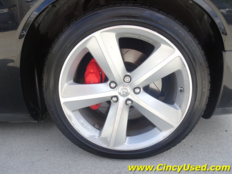 2009 Dodge Challenger SRT8 - Photo 32 - Cincinnati, OH 45255