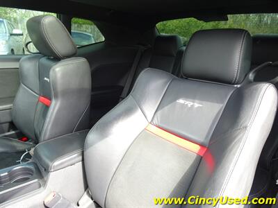 2009 Dodge Challenger SRT8 - Photo 13 - Cincinnati, OH 45255