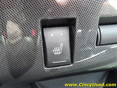 2009 Dodge Challenger SRT8 - Photo 19 - Cincinnati, OH 45255