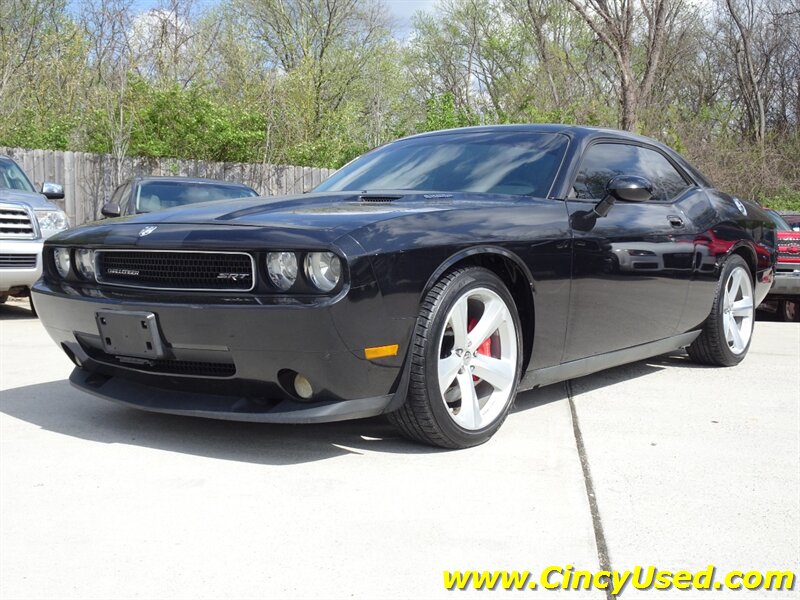 2009 Dodge Challenger SRT8 - Photo 3 - Cincinnati, OH 45255
