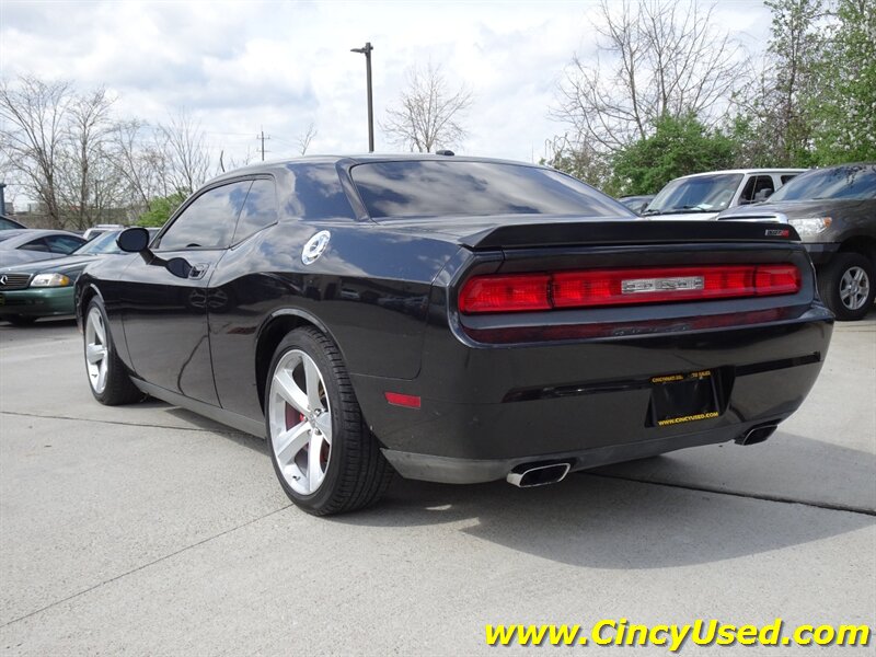 2009 Dodge Challenger SRT8 - Photo 9 - Cincinnati, OH 45255