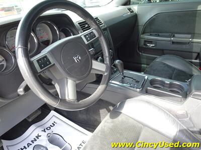 2009 Dodge Challenger SRT8 - Photo 10 - Cincinnati, OH 45255