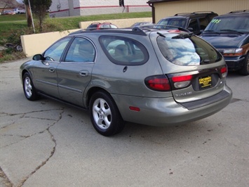 2001 Ford Taurus SE   - Photo 4 - Cincinnati, OH 45255