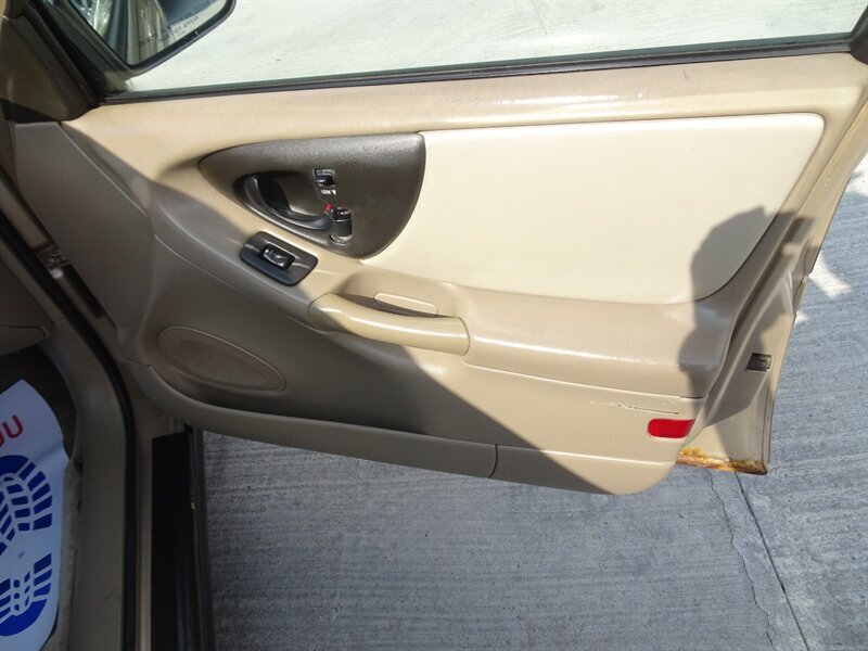 2005 Chevrolet Malibu Classic   - Photo 25 - Cincinnati, OH 45255