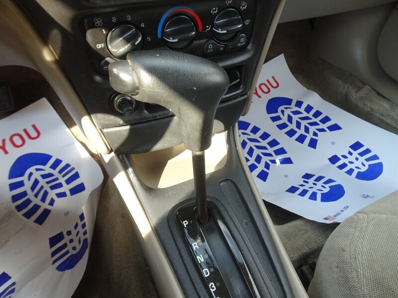 2005 Chevrolet Malibu Classic   - Photo 22 - Cincinnati, OH 45255