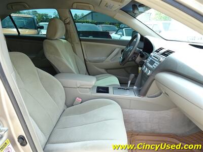 2009 Toyota Camry LE - Photo 15 - Cincinnati, OH 45255