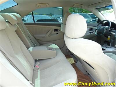 2009 Toyota Camry LE - Photo 13 - Cincinnati, OH 45255