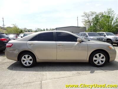 2009 Toyota Camry LE - Photo 5 - Cincinnati, OH 45255