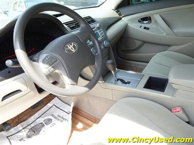2009 Toyota Camry LE - Photo 11 - Cincinnati, OH 45255