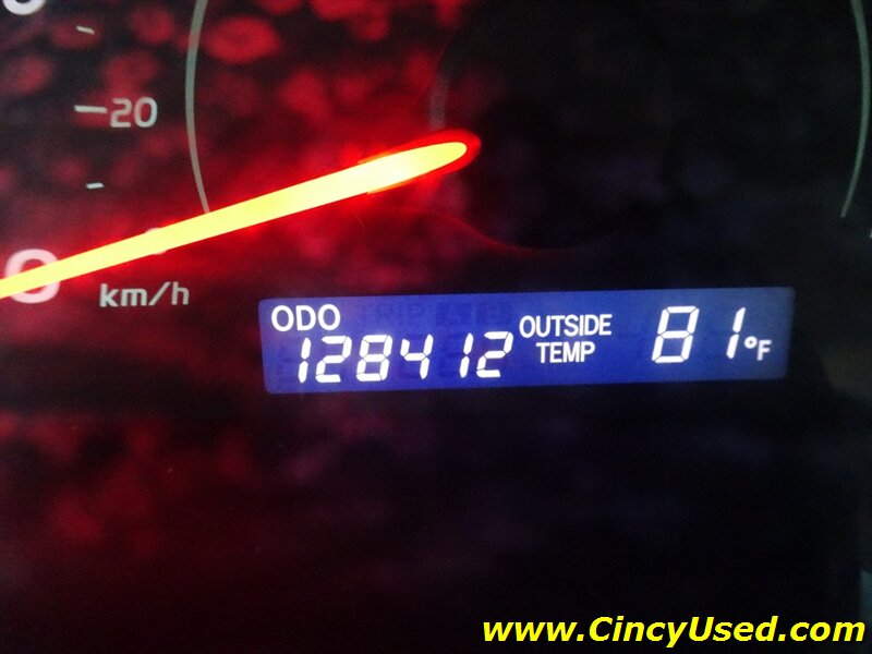 2009 Toyota Camry LE - Photo 20 - Cincinnati, OH 45255