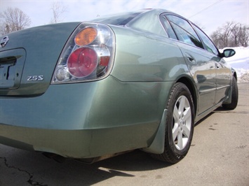 2002 Nissan Altima SL   - Photo 12 - Cincinnati, OH 45255