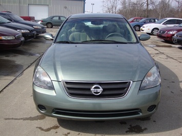 2002 Nissan Altima SL   - Photo 2 - Cincinnati, OH 45255