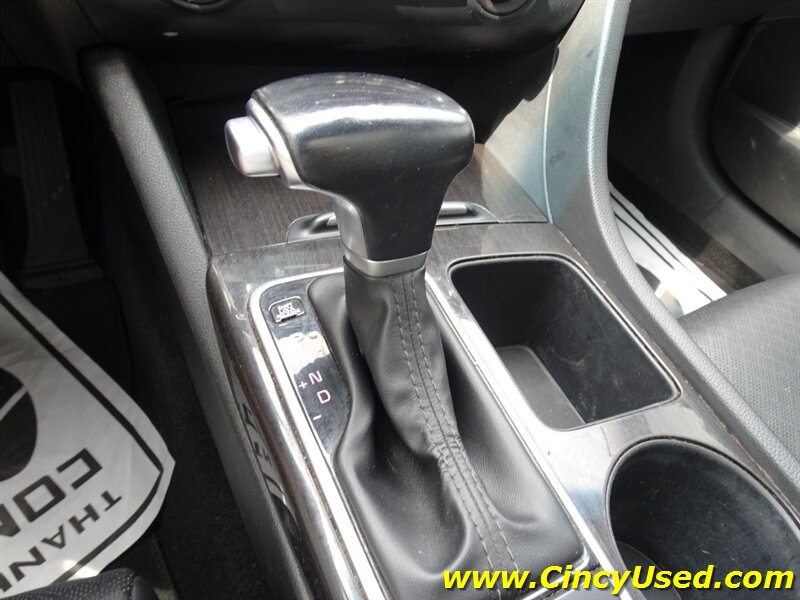 2019 Kia Optima EX   - Photo 18 - Cincinnati, OH 45255