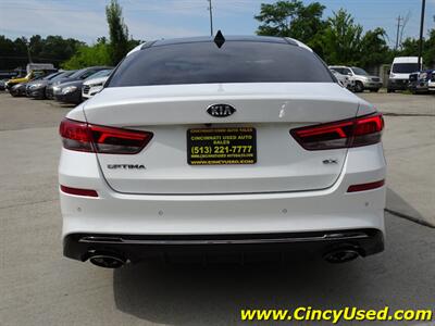 2019 Kia Optima EX   - Photo 9 - Cincinnati, OH 45255
