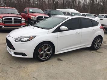 2014 Ford Focus ST   - Photo 3 - Cincinnati, OH 45255