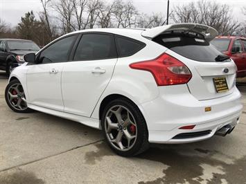 2014 Ford Focus ST   - Photo 12 - Cincinnati, OH 45255