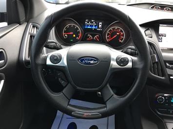 2014 Ford Focus ST   - Photo 20 - Cincinnati, OH 45255