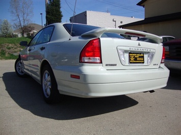 2002 Mitsubishi Diamante VR-X   - Photo 12 - Cincinnati, OH 45255