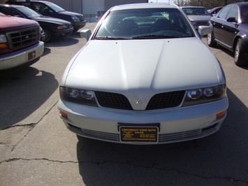 2002 Mitsubishi Diamante VR-X   - Photo 2 - Cincinnati, OH 45255