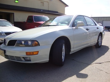 2002 Mitsubishi Diamante VR-X   - Photo 11 - Cincinnati, OH 45255