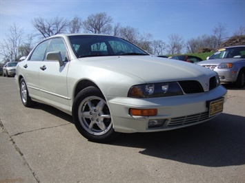 2002 Mitsubishi Diamante VR-X   - Photo 10 - Cincinnati, OH 45255