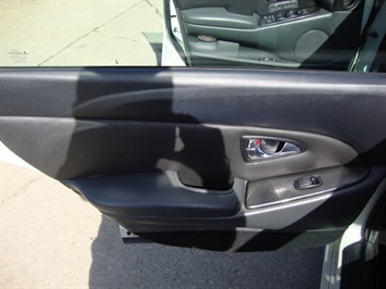 2002 Mitsubishi Diamante VR-X   - Photo 23 - Cincinnati, OH 45255