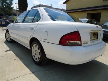 2002 Nissan Sentra   - Photo 12 - Cincinnati, OH 45255