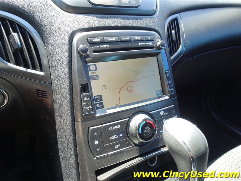 2011 Hyundai Genesis 2.0T Premium - Photo 19 - Cincinnati, OH 45255
