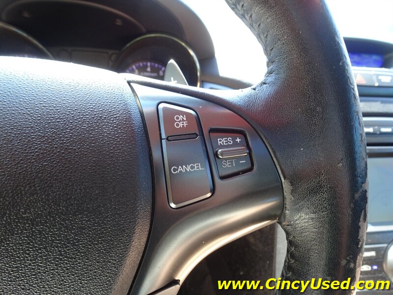 2011 Hyundai Genesis 2.0T Premium - Photo 23 - Cincinnati, OH 45255