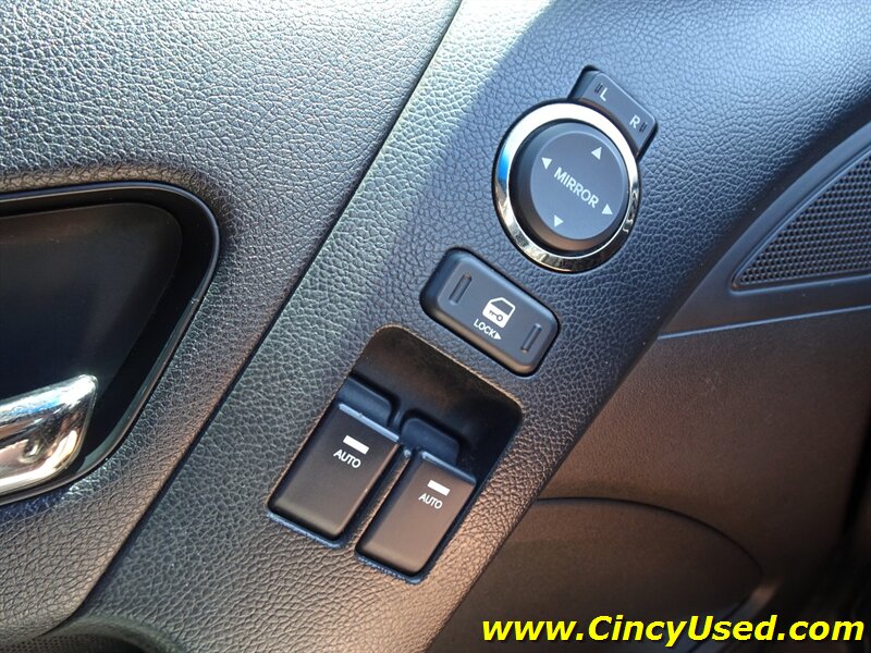 2011 Hyundai Genesis 2.0T Premium - Photo 25 - Cincinnati, OH 45255