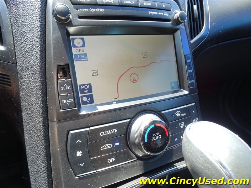 2011 Hyundai Genesis 2.0T Premium - Photo 20 - Cincinnati, OH 45255