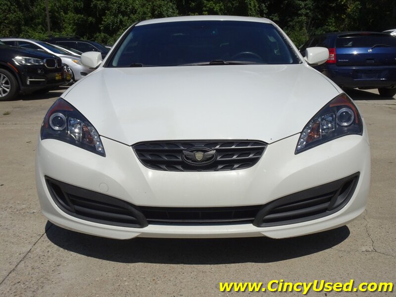 2011 Hyundai Genesis 2.0T Premium - Photo 2 - Cincinnati, OH 45255
