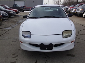 1999 Pontiac Sunfire SE   - Photo 2 - Cincinnati, OH 45255