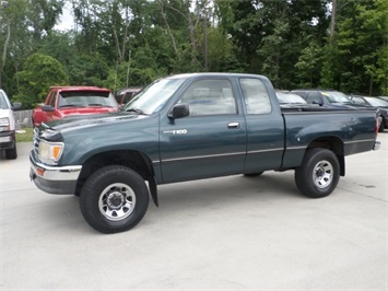 1995 Toyota T100 DX   - Photo 3 - Cincinnati, OH 45255