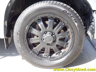 2012 Toyota Tundra Grade   - Photo 34 - Cincinnati, OH 45255