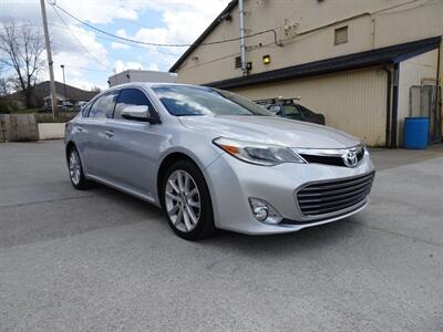 2013 Toyota Avalon Limited  V6 FWD - Photo 2 - Cincinnati, OH 45255