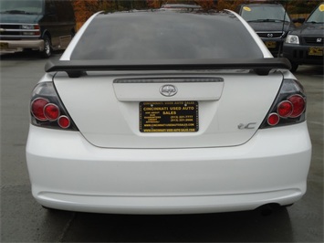 2009 Scion tC   - Photo 5 - Cincinnati, OH 45255