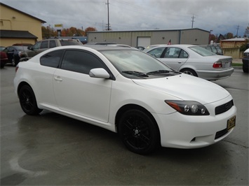 2009 Scion tC   - Photo 1 - Cincinnati, OH 45255