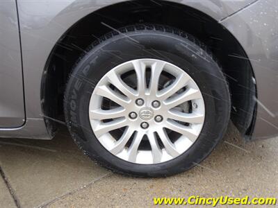 2014 Toyota Sienna XLE 8-Passenger   - Photo 30 - Cincinnati, OH 45255