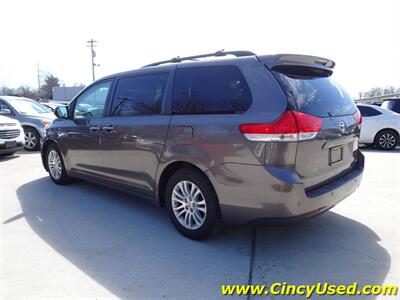 2014 Toyota Sienna XLE 8-Passenger   - Photo 7 - Cincinnati, OH 45255