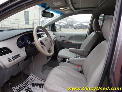 2014 Toyota Sienna XLE 8-Passenger   - Photo 11 - Cincinnati, OH 45255