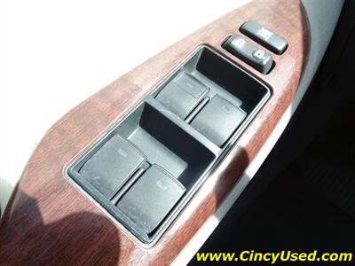 2014 Toyota Sienna XLE 8-Passenger   - Photo 32 - Cincinnati, OH 45255